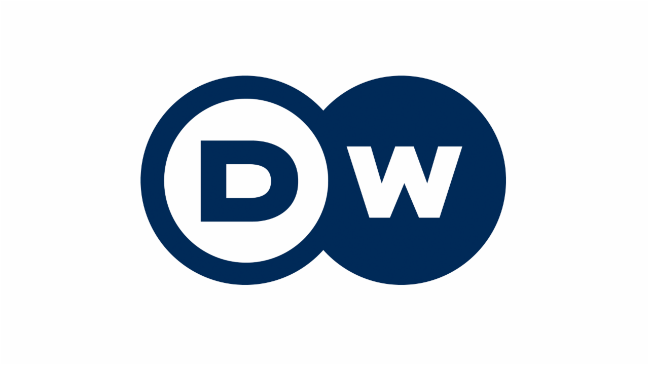 Germany tv live. DW логотип. Deutsche Welle логотип. DW Телеканал. Радиостанция Дойче велле.